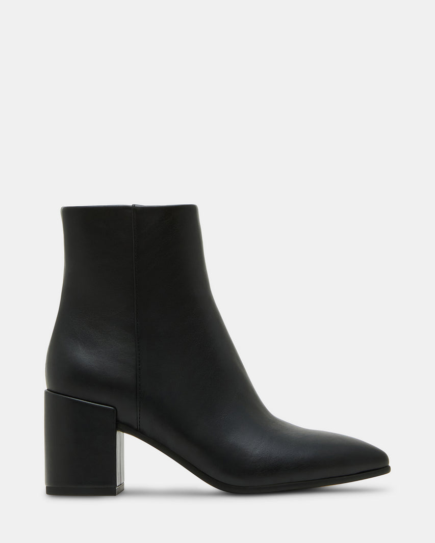 IZZY BLACK PARIS