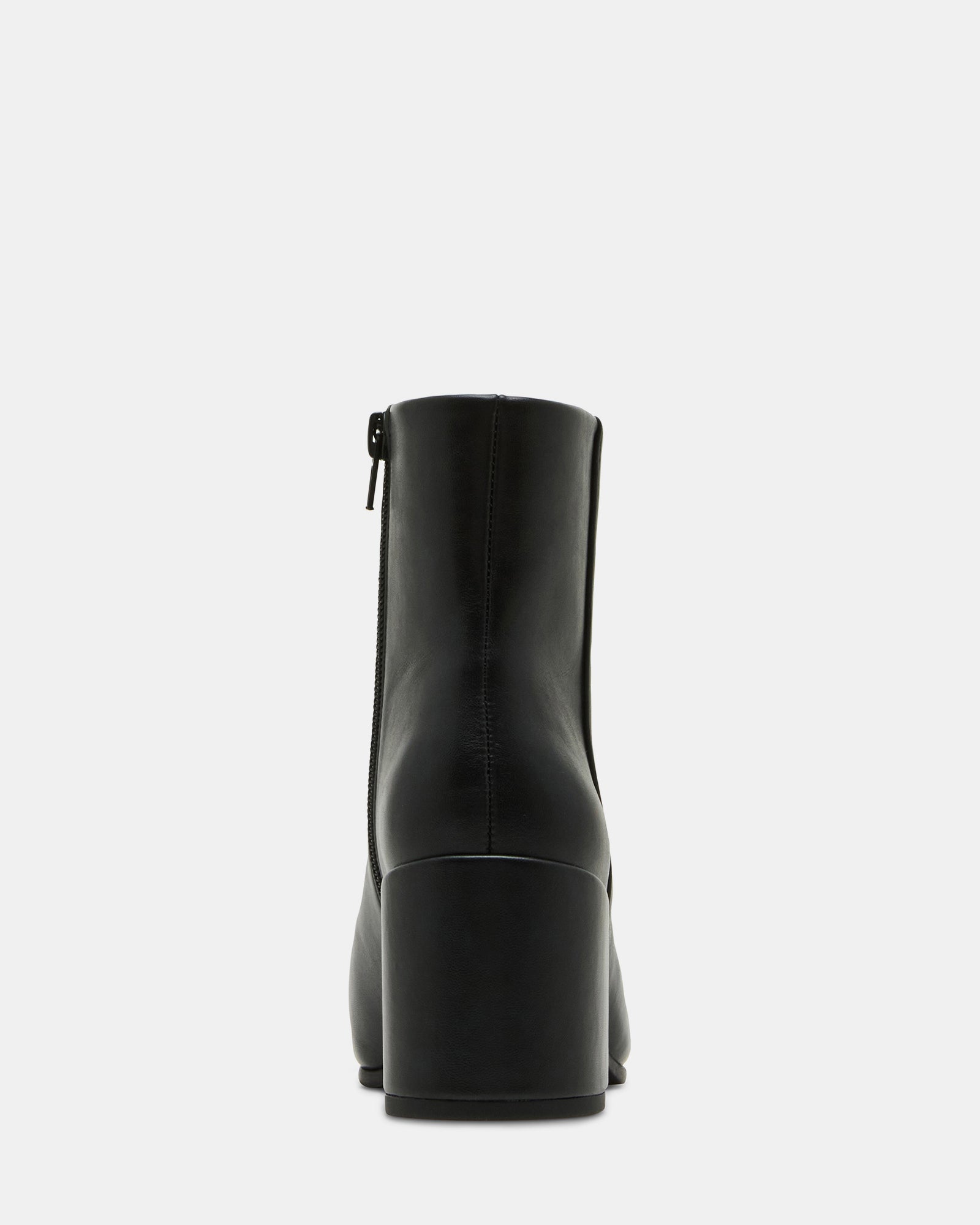 IZZY BLACK PARIS - view 6