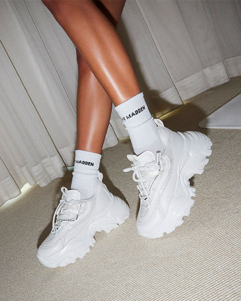 RECOUPE White Sneakers by Steve Madden - model view