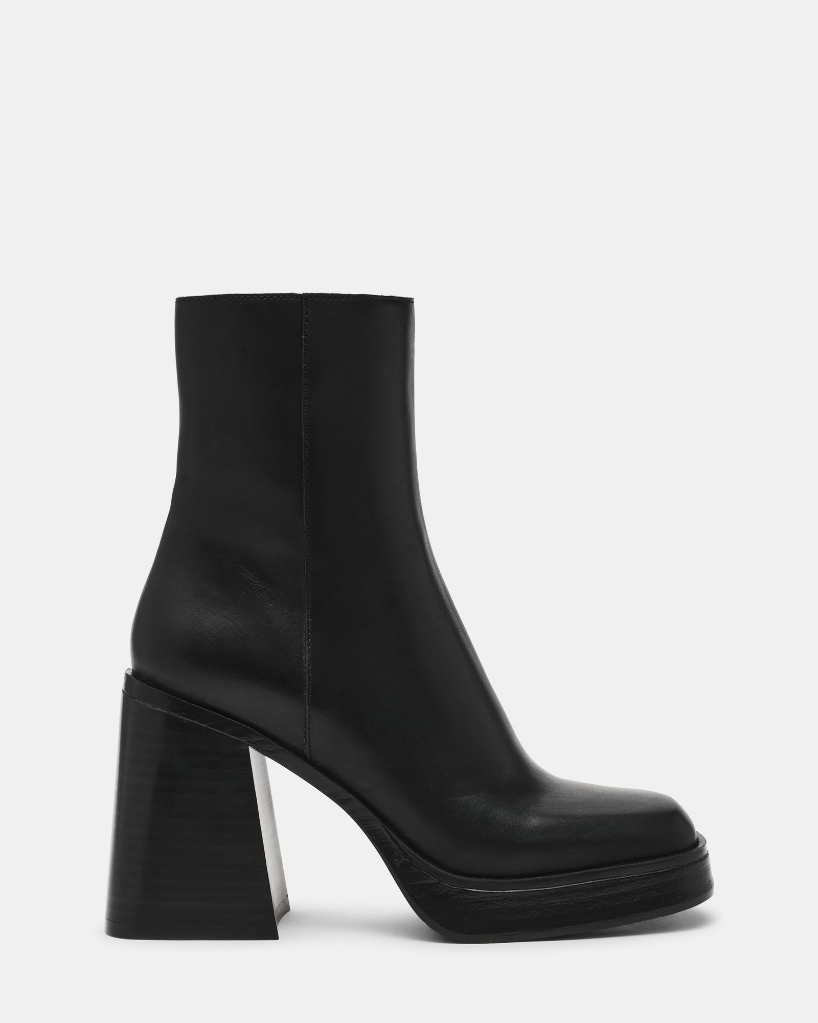 ATTUNED BLACK LEATHER