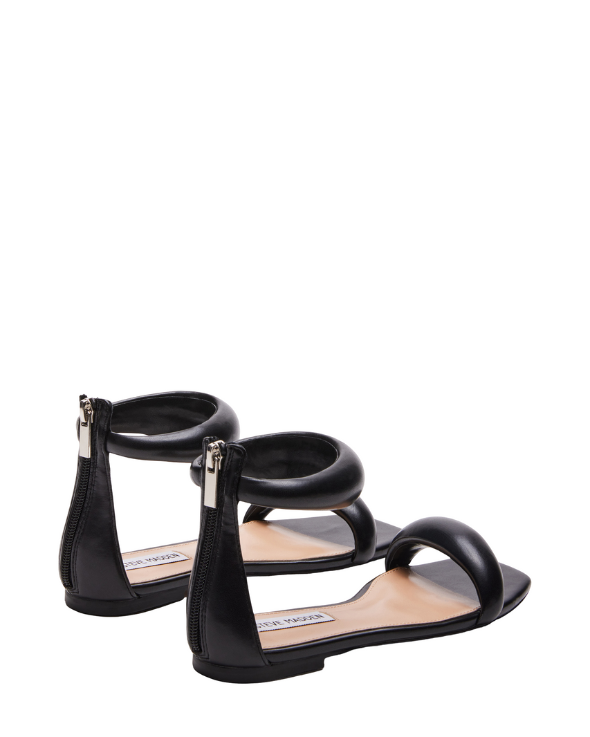 CAPELLA BLACK