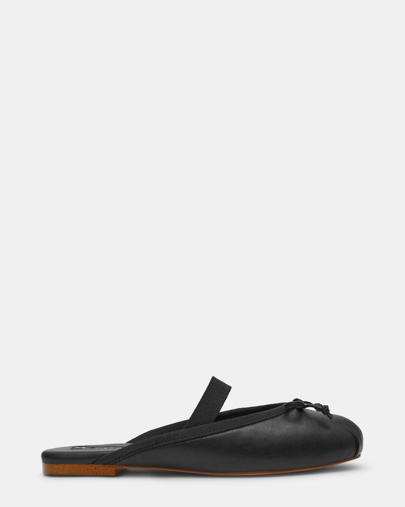 CUTESY BLACK LEATHER