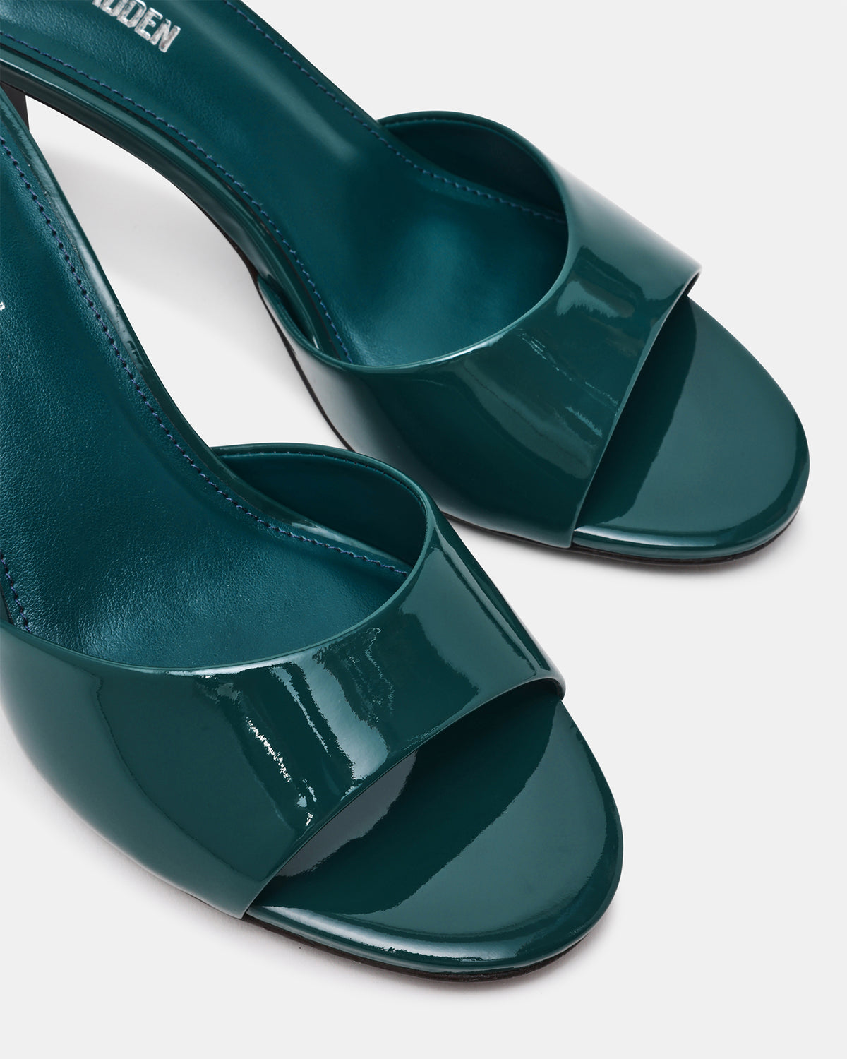 KENDRIX TEAL PATENT - view 4