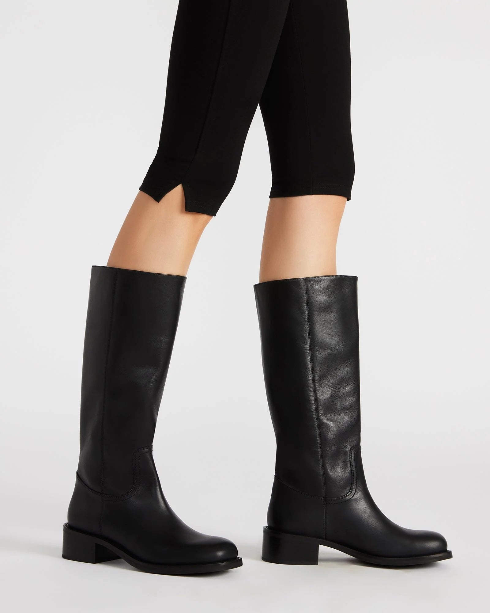 RIGGS BLACK LEATHER - view 2