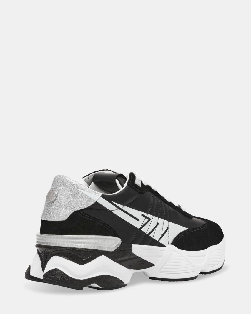 SETBACK BLACK WHITE