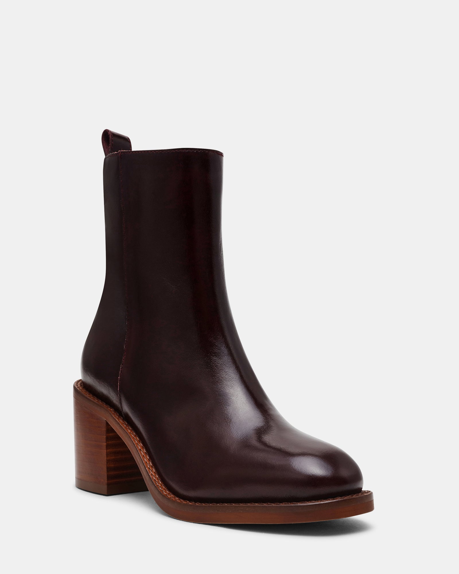 SLENDER BROWN LEATHER