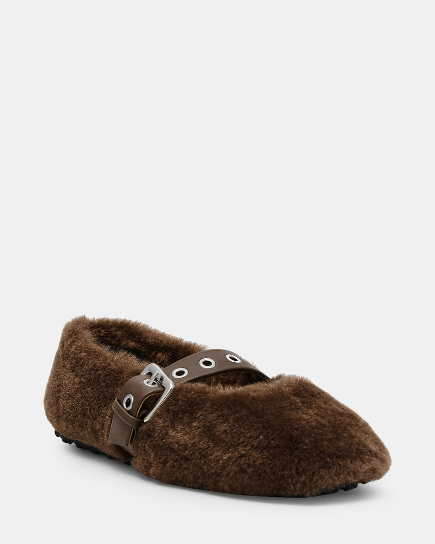 TOASTY BROWN
