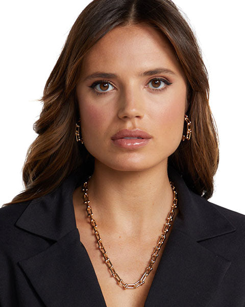 CHAIN LINK NECKLACE